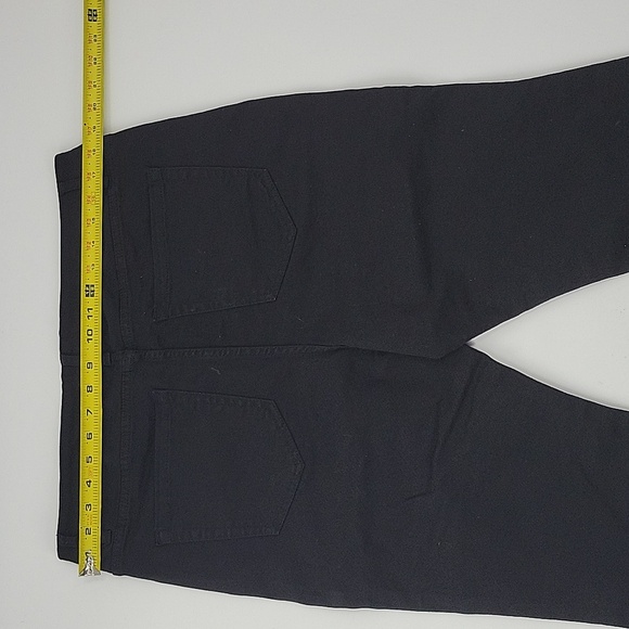 Lane Bryant Black Denim Stretch Capris NWOT - Picture 11 of 15